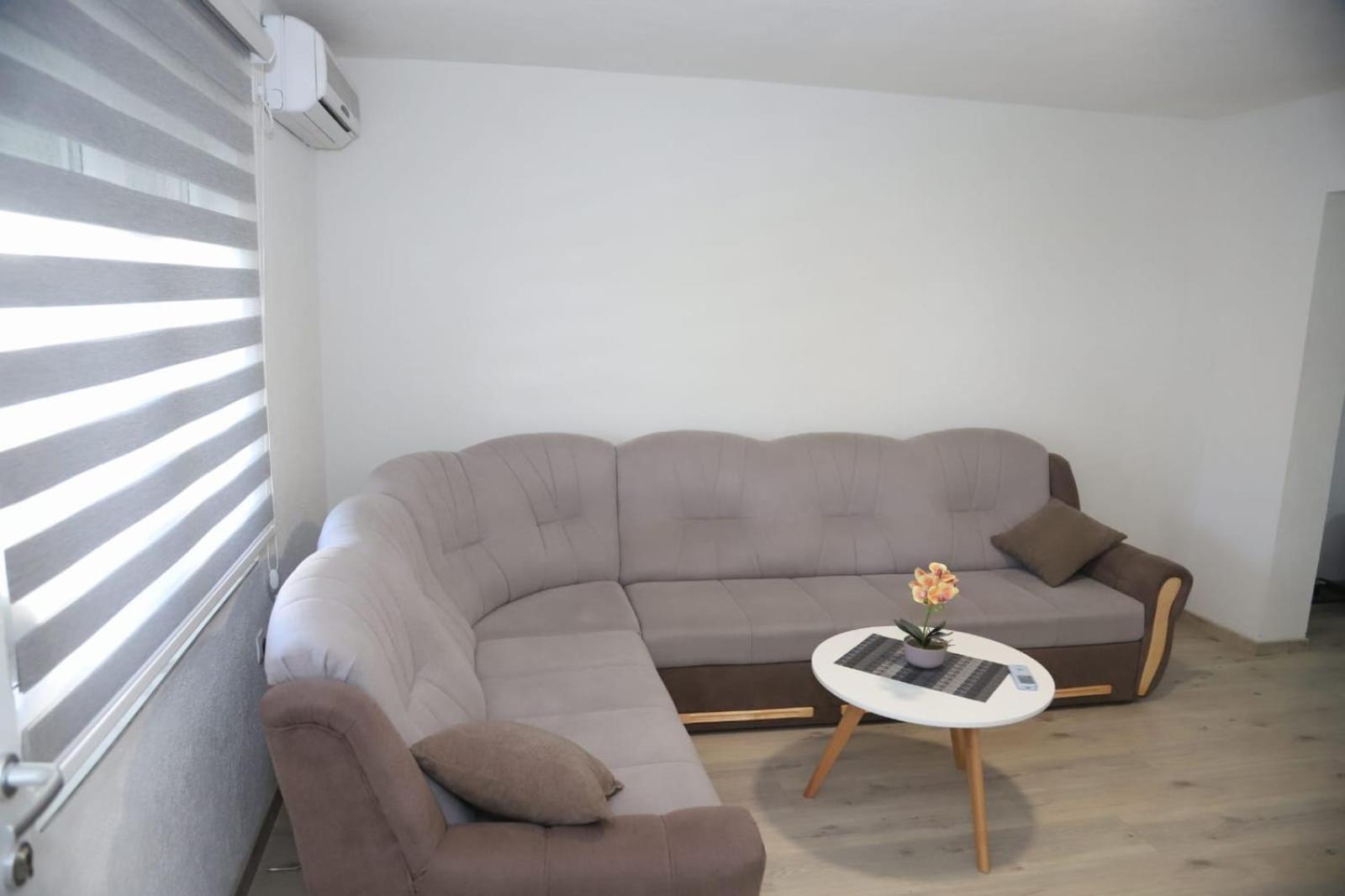 Hadze Apartment *